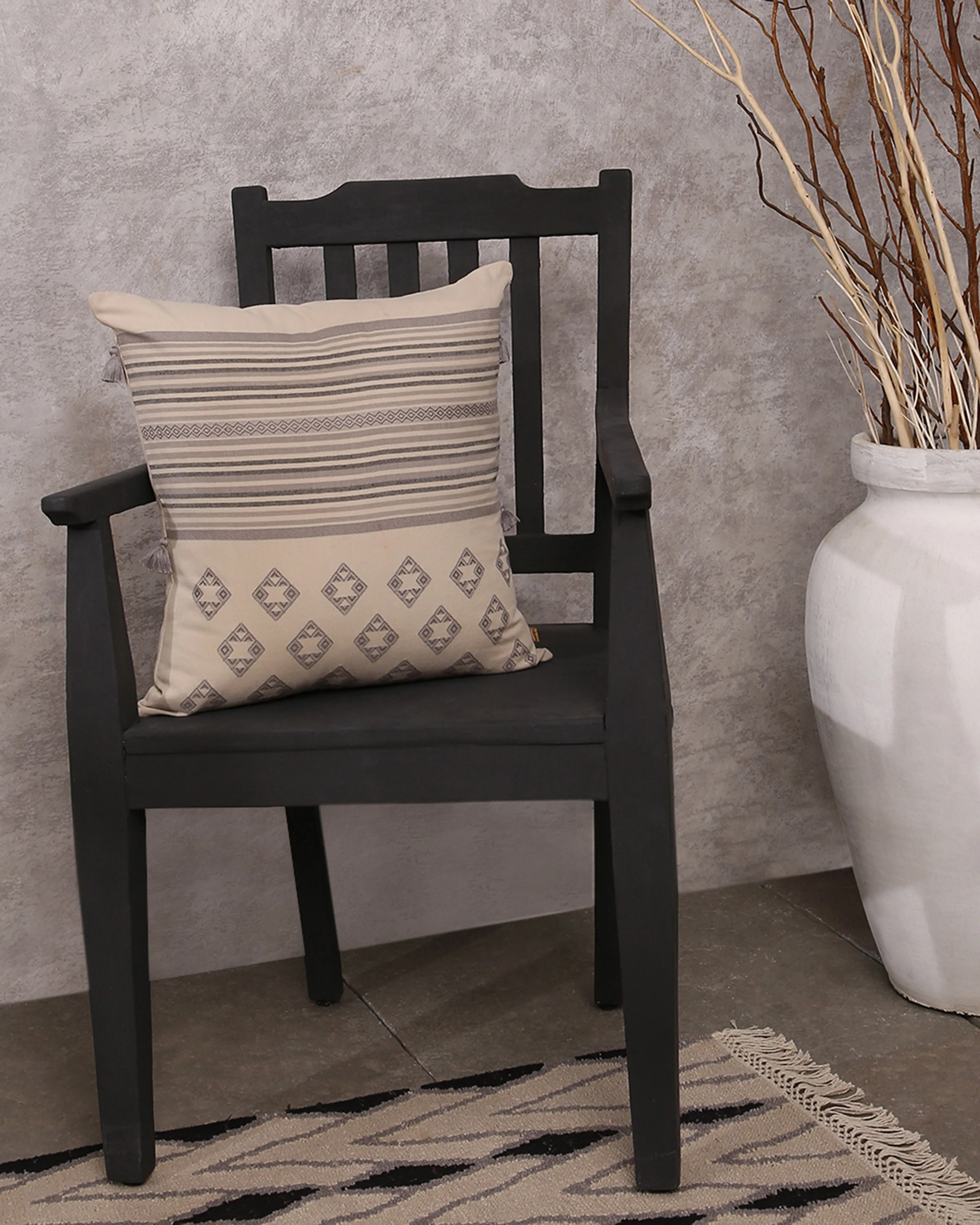 Adya Extra Weft Cotton Cushion Cover